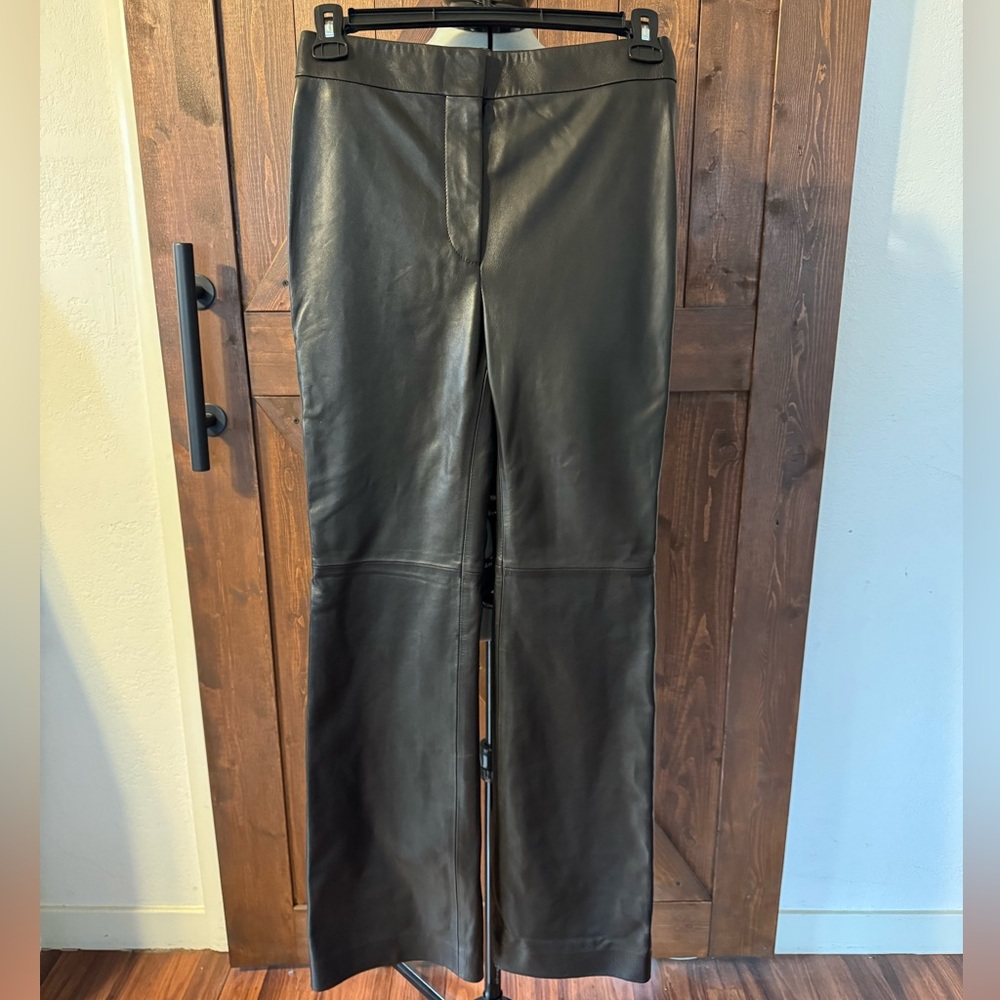 NWT Ann Taylor Studio Collection Black Genuine Leather Seam Detail Pants Sz 2 - Picture 2 of 6